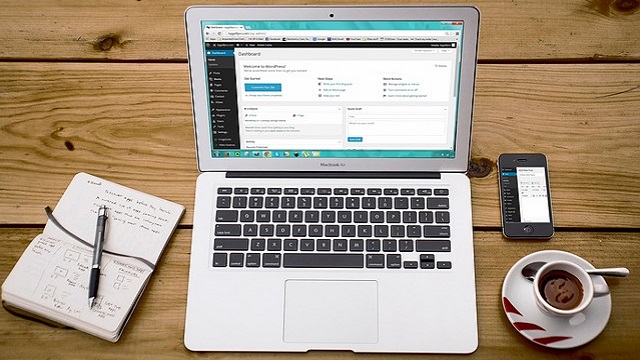 TN-laptop-wordpress-coffee パソコン