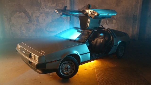 TN-vehicle-derolean-back-future-2 デロリアン