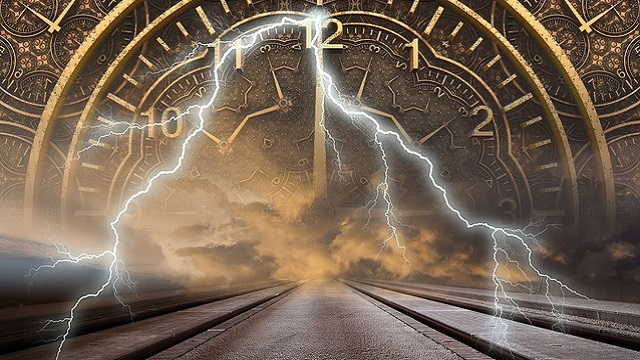 TN-time-travel-clock-road 時間旅行