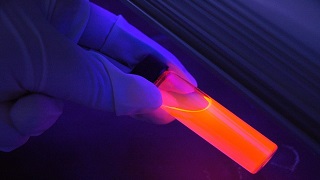 glowing-experiment-dangerous 実験