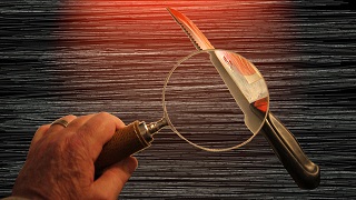 knife-blood-magnifier-detective ナイフ