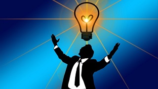 idea-invention-business-man