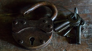 castle-lock-key